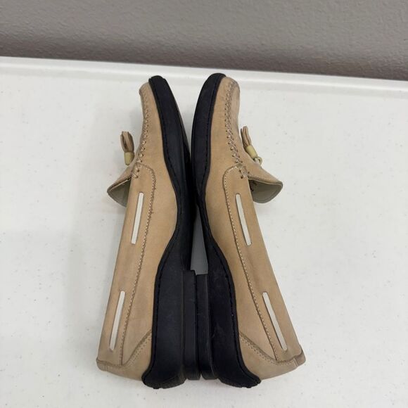 Salvatore Ferragamo Womens Shoes Loafers Size 8 Beige SuedeTassel Dress Slip-On - Picture 8 of 11